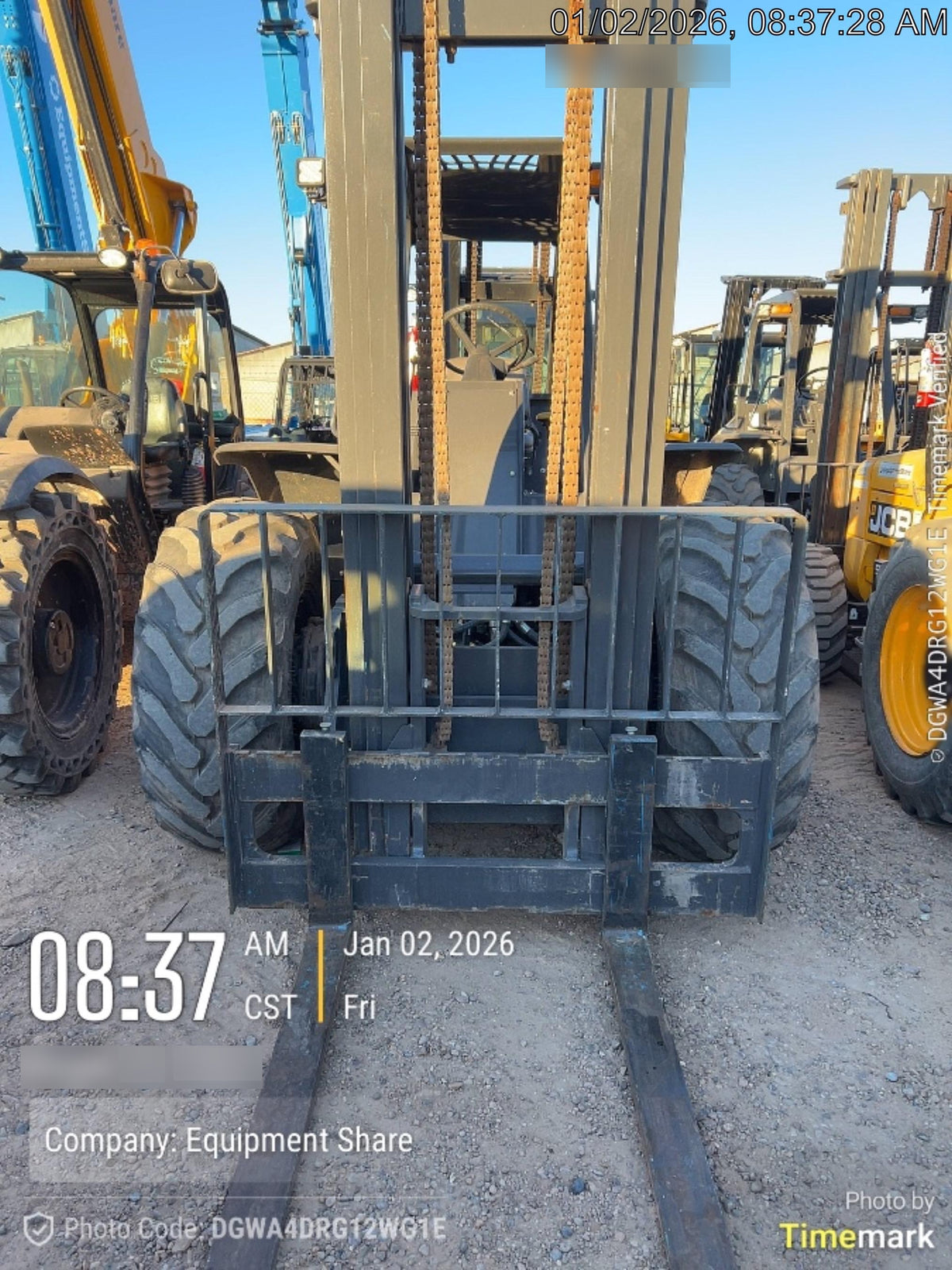 2023 CASE 588H
