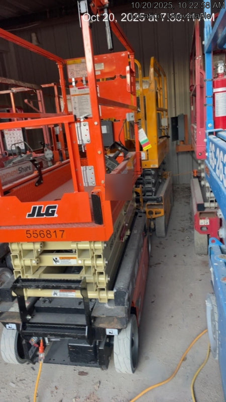 2025 JLG ES1932