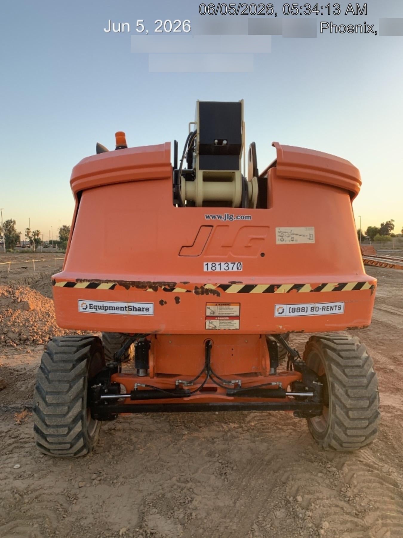 2021 JLG 600S
