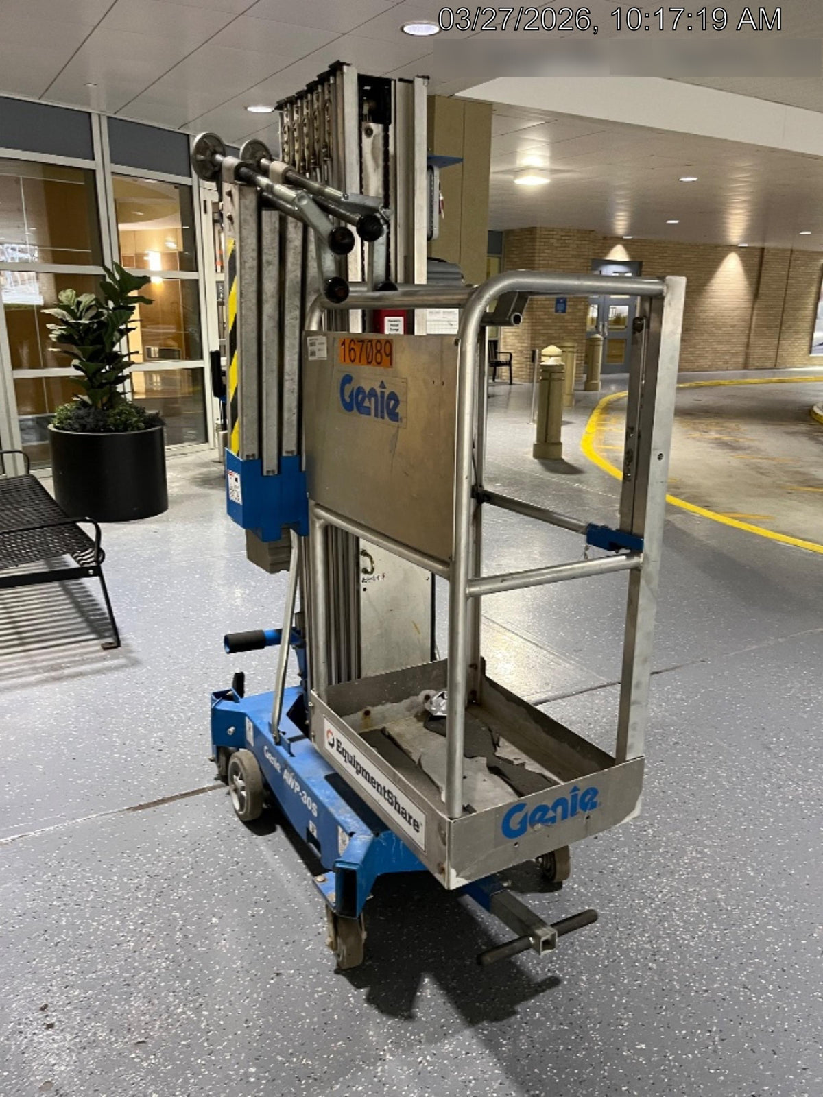 2021 GENIE AWP-30S DC