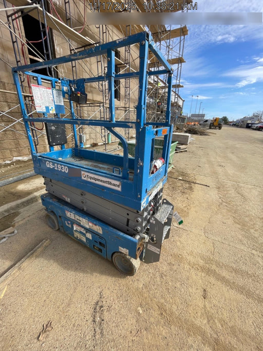 2020 Genie GS-1930 Solid Non Marking Tires, Beacon, Folding rails with half height swing gate