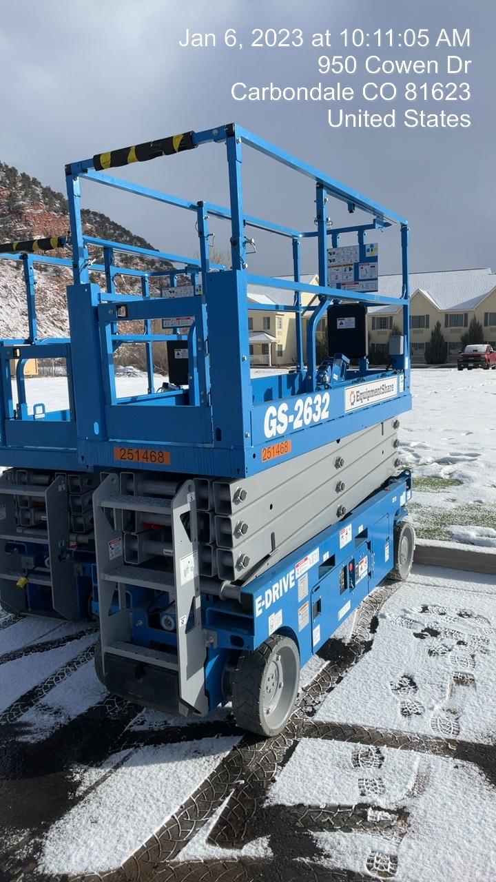 2022 GENIE GS-2632