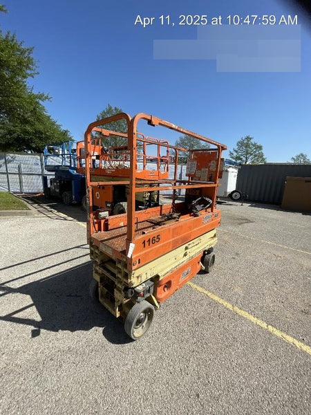 2016 JLG 1930ES