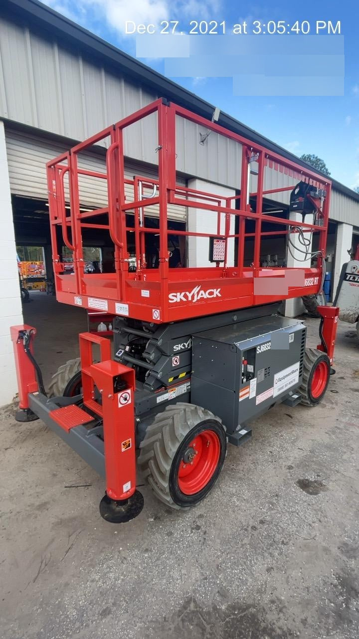 2021 SKYJACK SJ6832 RT