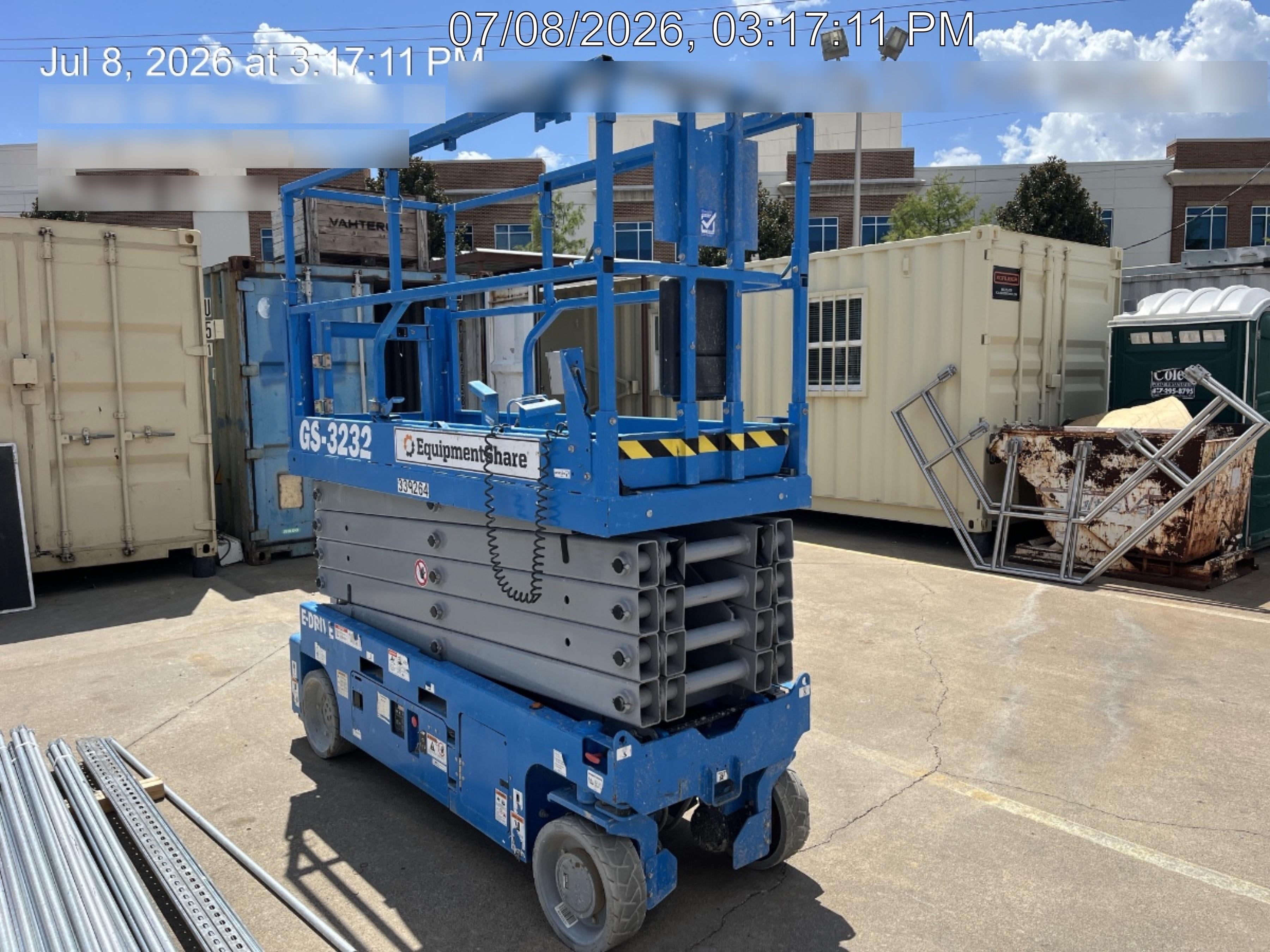 2023 GENIE GS-3232