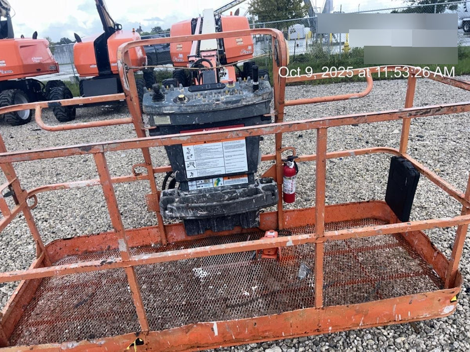 2020 JLG 660SJ