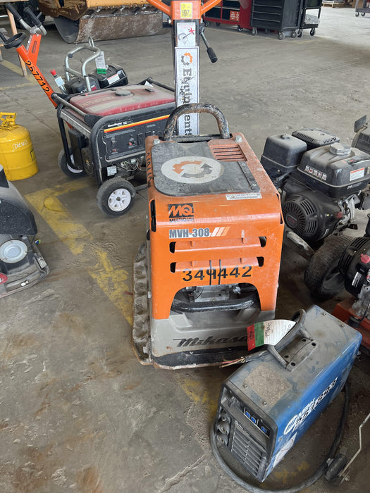 2023 Multiquip MV308GH Honda GX270, 18" Plate, Tachometer