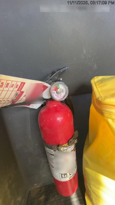 2023 CHEVROLET Express Van - Rental