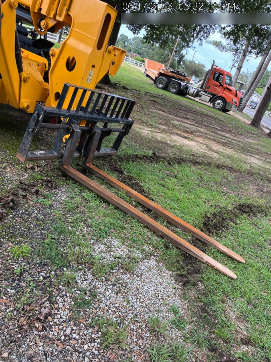 2023 JCB 510-56