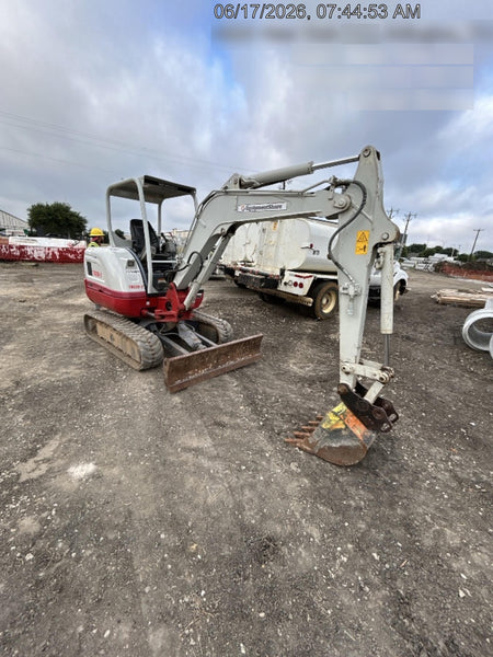 2022 TAKEUCHI TB235-2R
