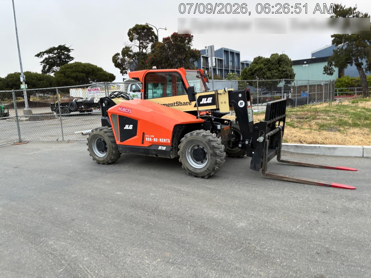 2025 JLG 519