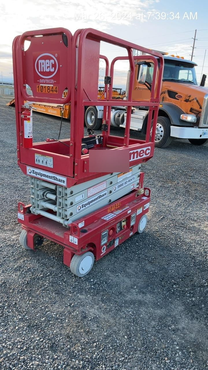 2020 MEC 1330SE Solid NM Tires, Steel Swing out Doors, LCS, Beacon, 900W Invertor