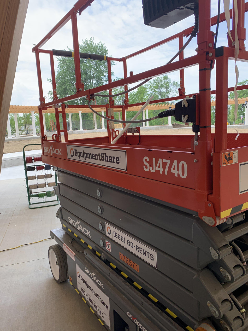 2021 SKYJACK SJ4740