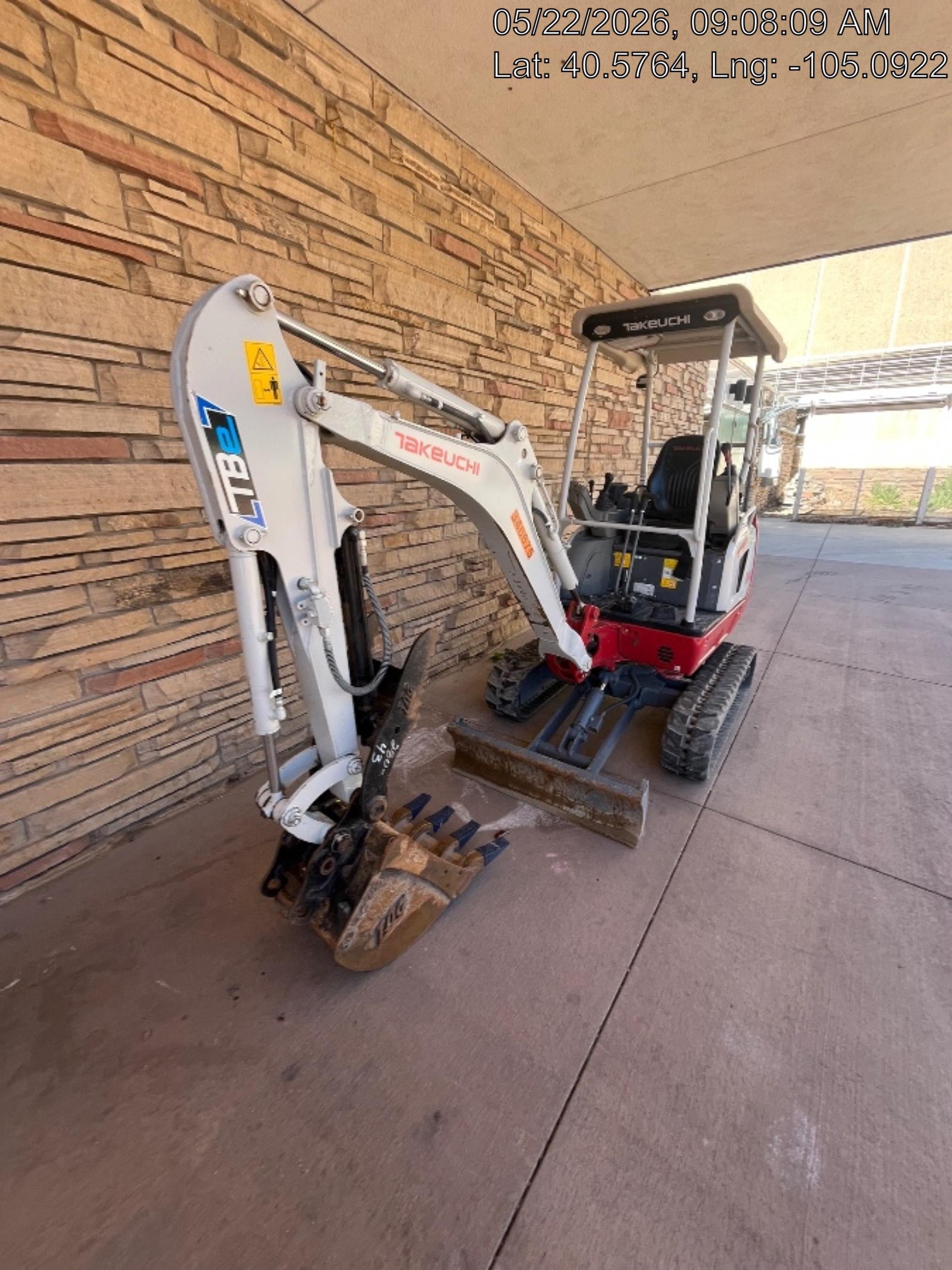 2023 TAKEUCHI TB20e