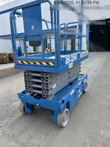 2022 GENIE GS-3246