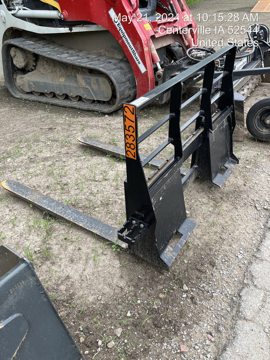 2022 ARROW MATERIAL HANDLING 48" Pallet Forks - Arrow