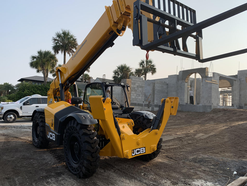 2023 JCB 510-56