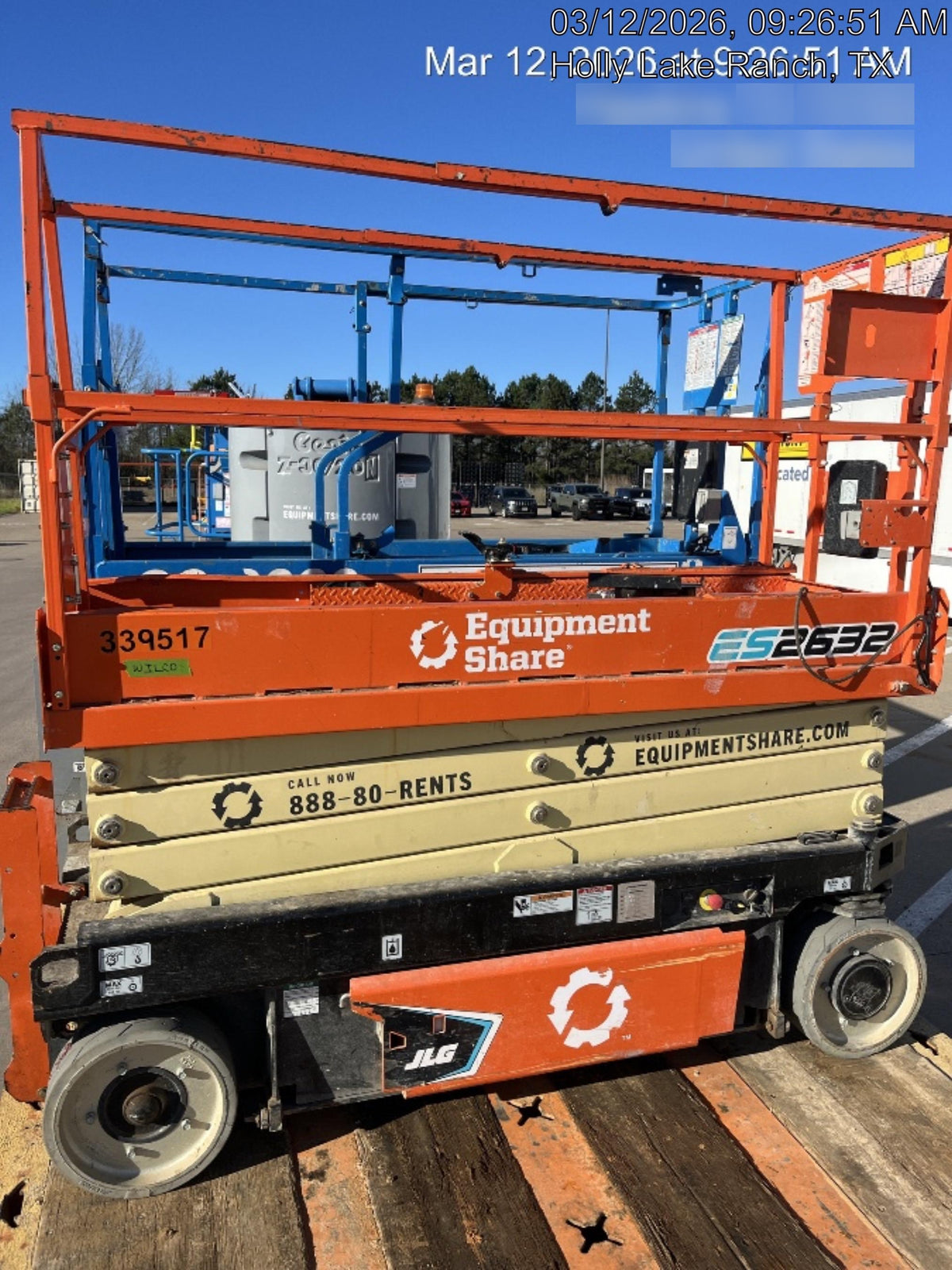 2023 JLG ES2632