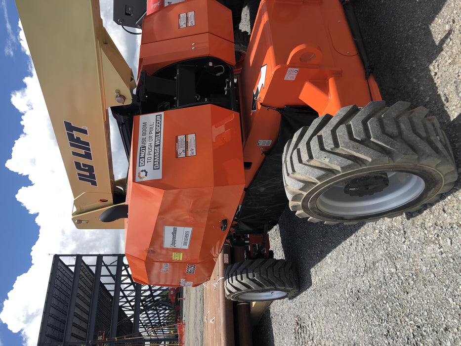 2019 JLG 860SJ