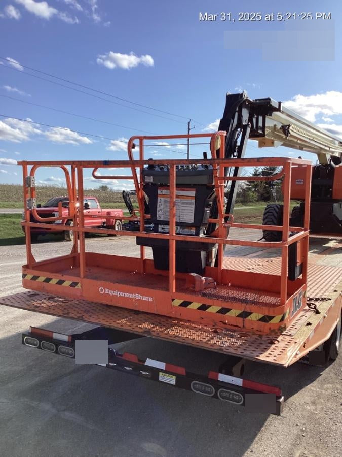 2024 JLG 860SJ