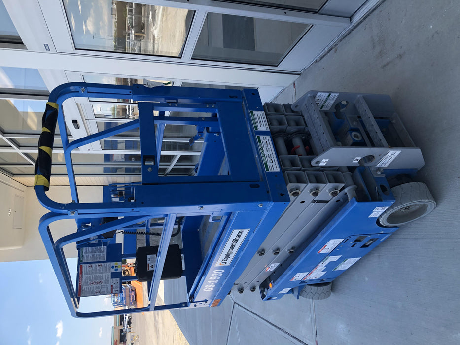 2020 Genie GS-1930 Solid Non Marking Tires, Beacon, Folding rails with half height swing gate