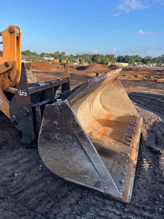 2016 Case 721F CLOSED CAB, JRB 416 STYLE HYD COUPLER