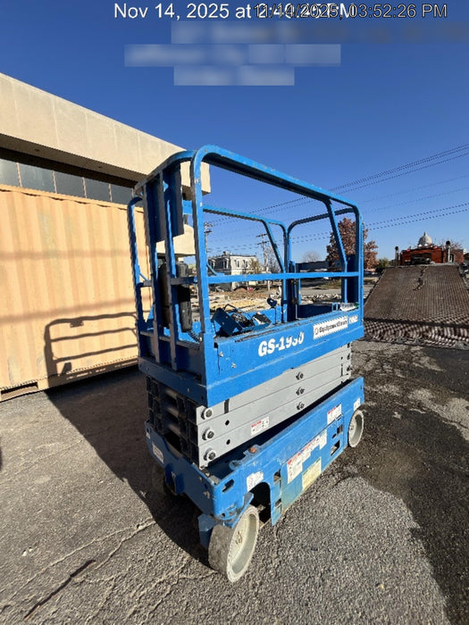 2020 Genie GS-1930 Solid Non Marking Tires, Beacon, Folding rails with half height swing gate