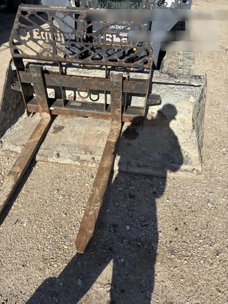 2022 PALADIN 48" Pallet Forks - Paladin