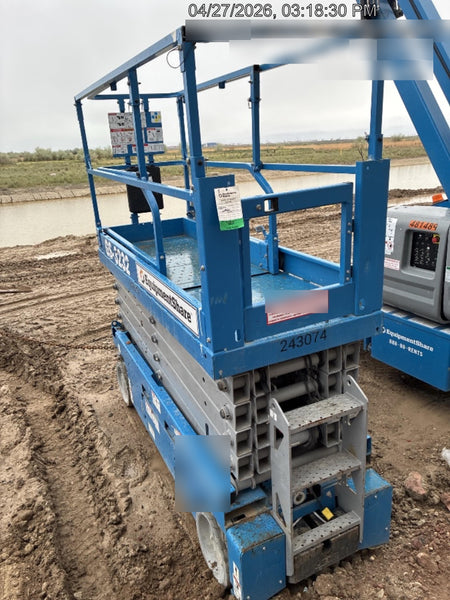 2022 GENIE GS-3232