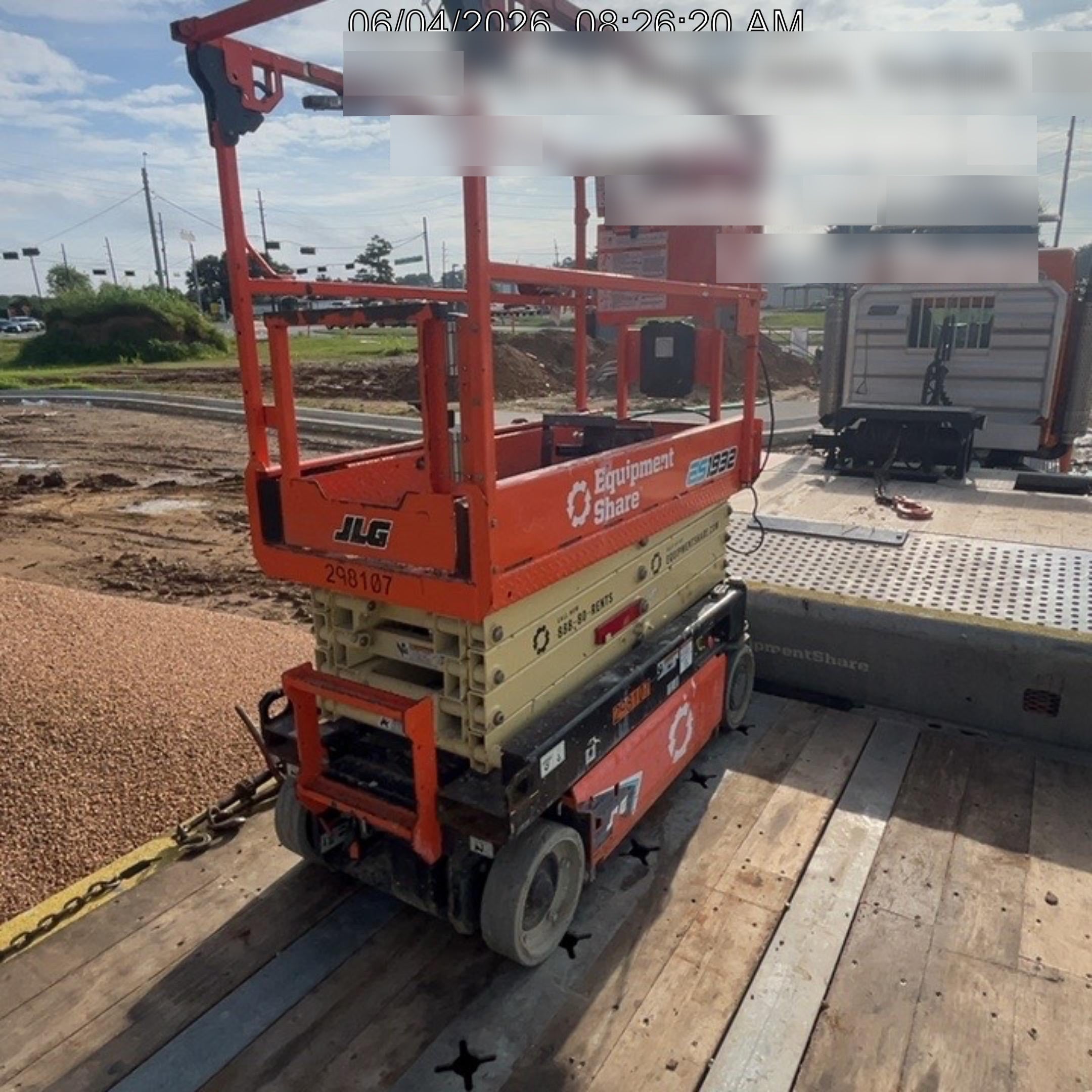 2023 JLG ES1932