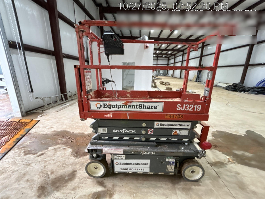 2021 SKYJACK SJ3219