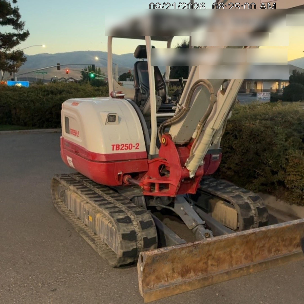 2024 TAKEUCHI TB250-2R