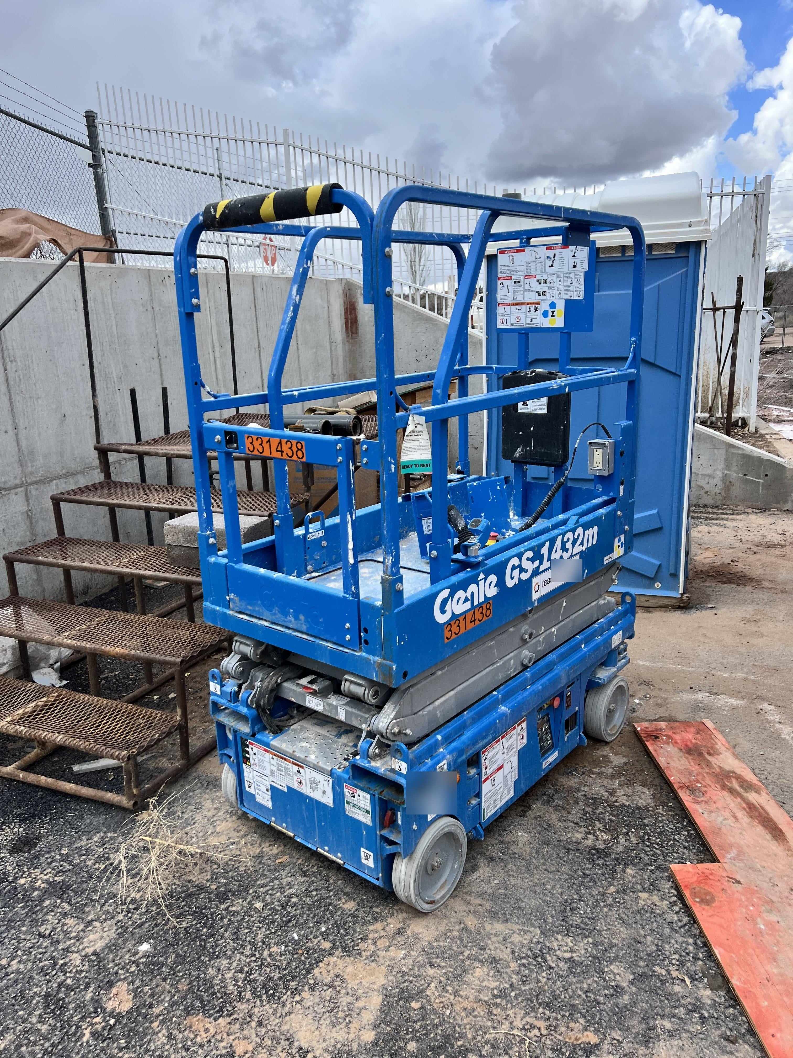2023 GENIE GS-1432