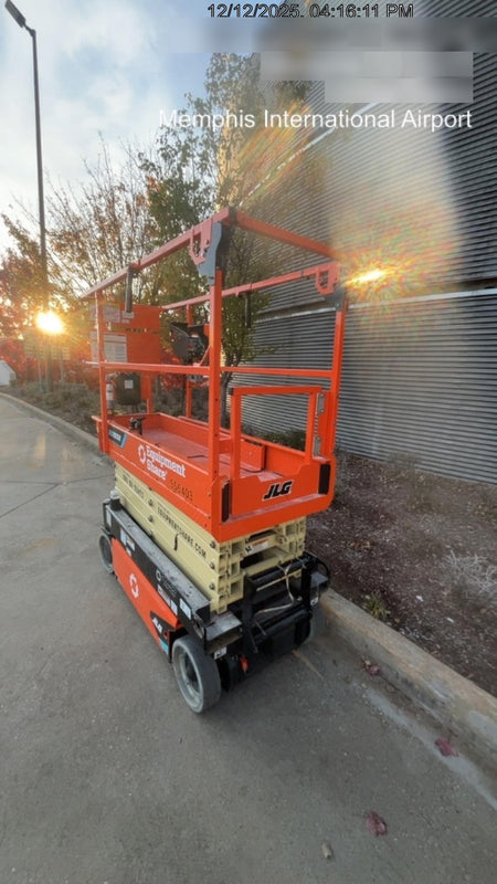 2025 JLG ES1932