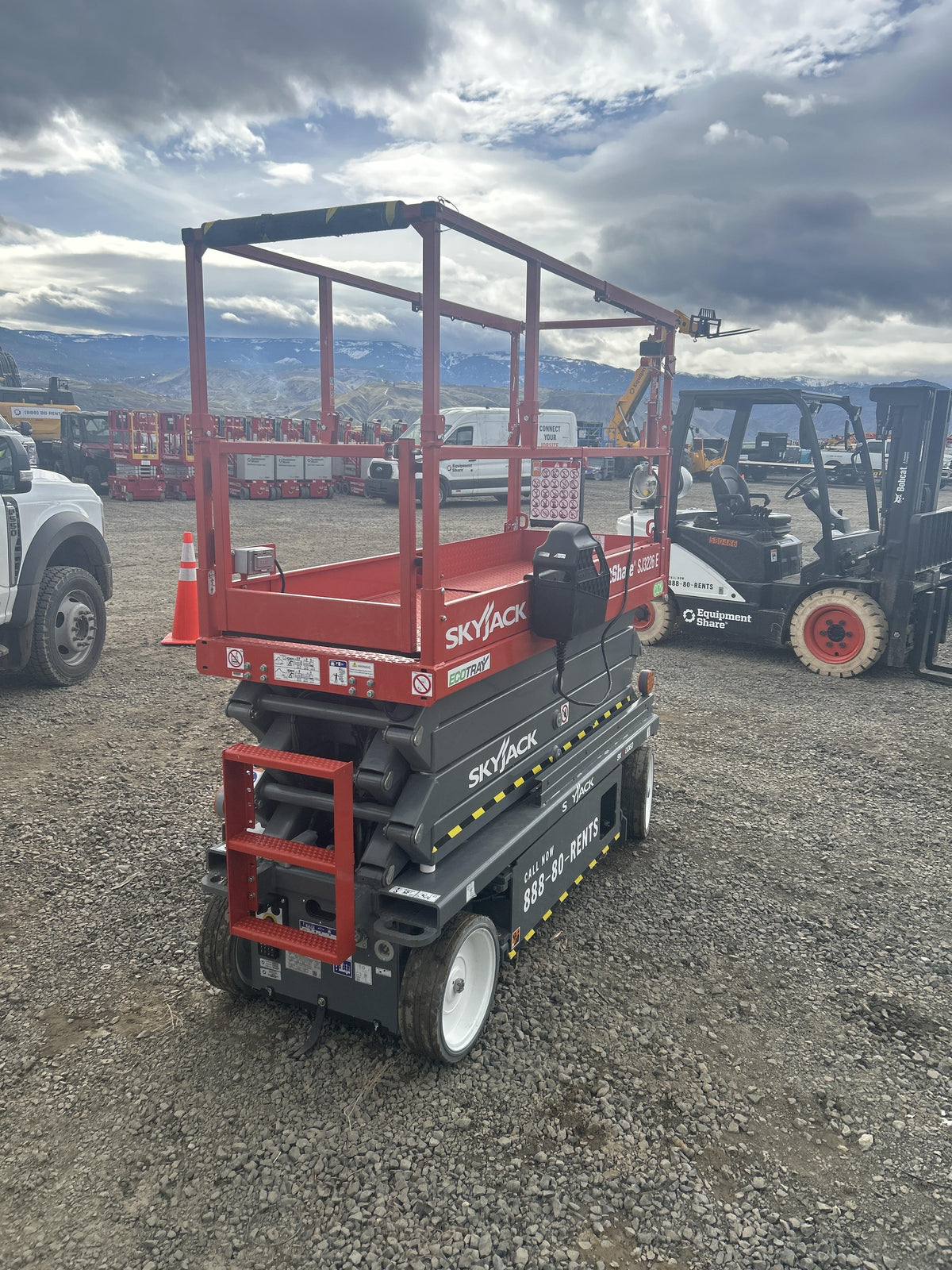 2025 SKYJACK SJ3226