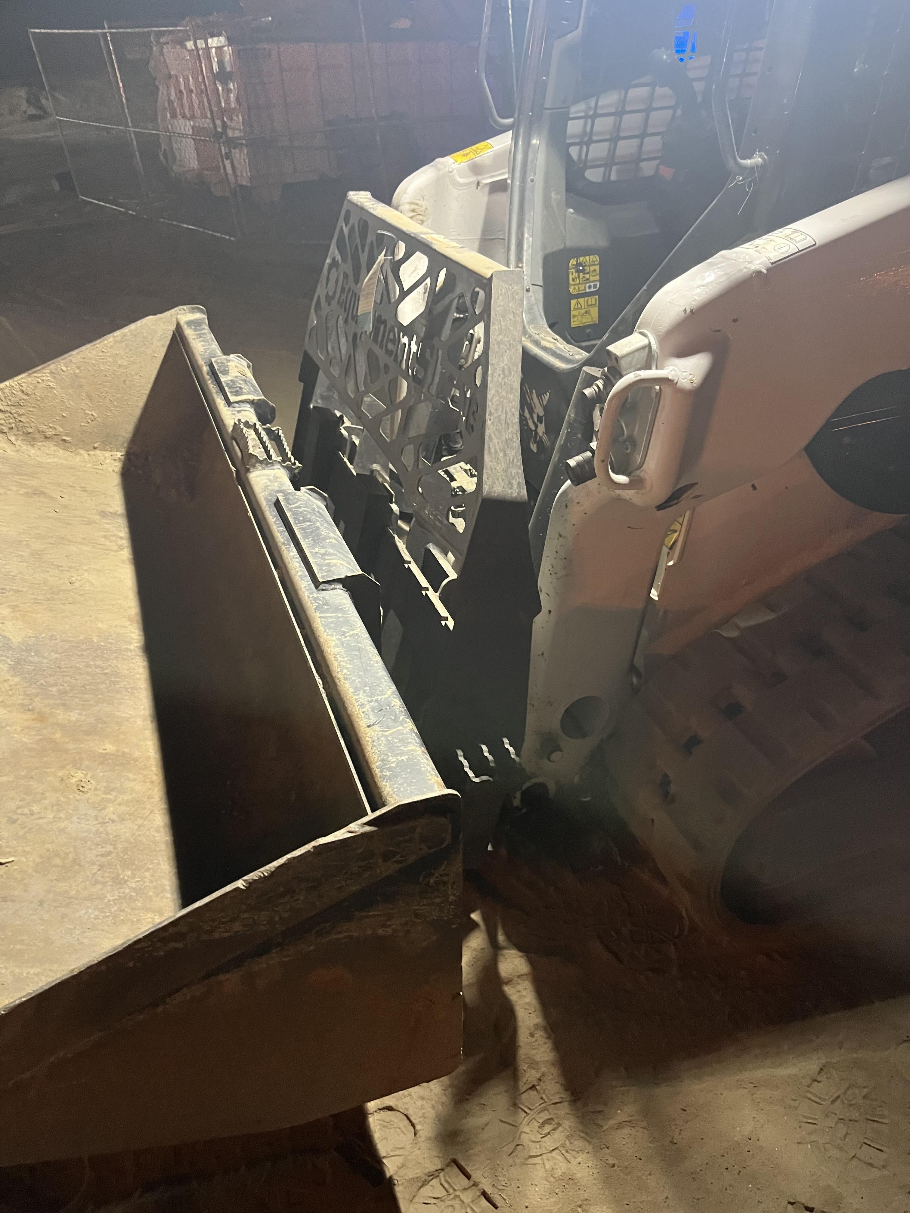 2021 PALADIN 48" Pallet Forks - Paladin