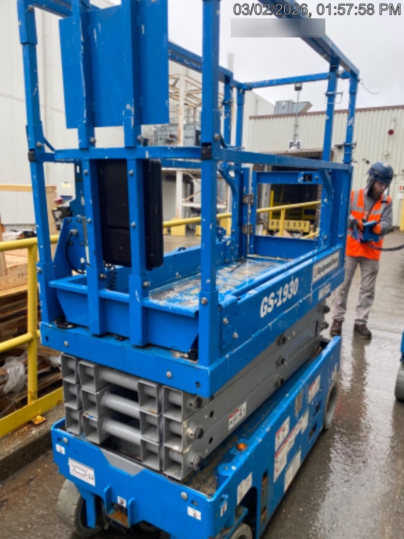 2020 Genie GS-1930 Solid Non Marking Tires, Beacon, Folding rails with half height swing gate, 800W Inverter