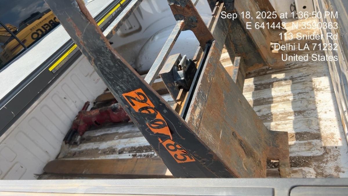 2022 ARROW MATERIAL HANDLING 48" Pallet Forks - Arrow