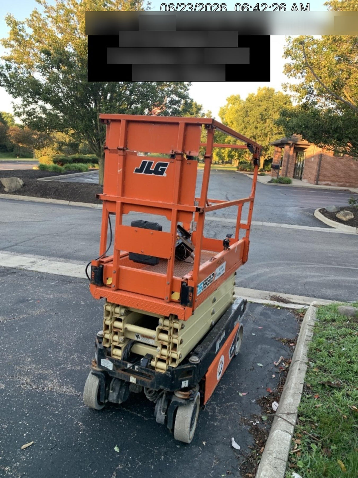 2021 JLG ES1932