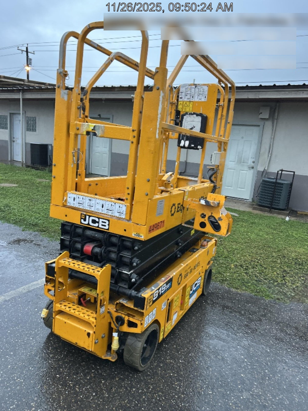 2024 JCB S1932E