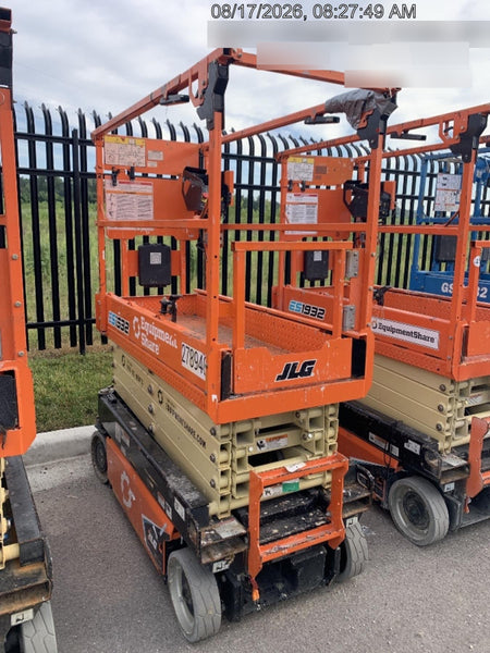 2022 JLG ES1932
