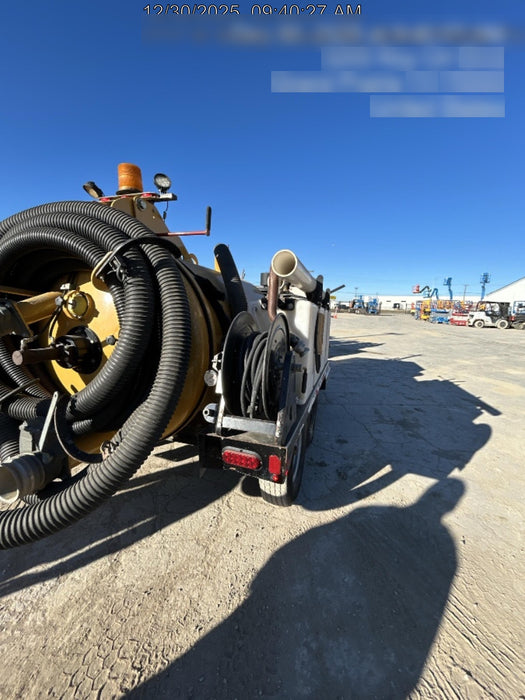 2023 Vac-Tron LP573XDT T4 Koehler Diesel Engine, 500 Gallon Debris Tank, x2 100 Gallon Water Tanks