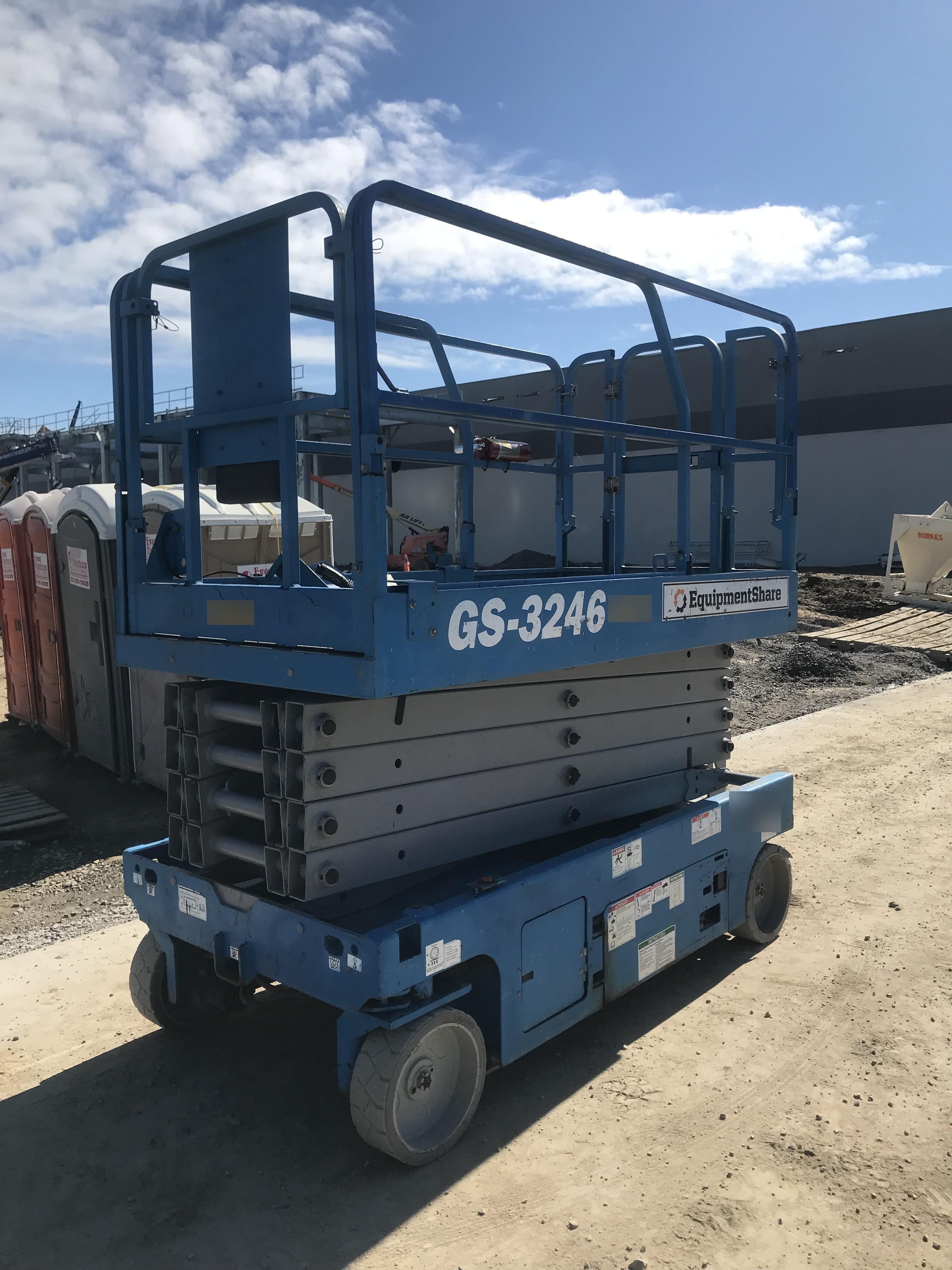 2018 Genie GS-3246 Genie GS-3246 Scissor Lift w/Standard Options