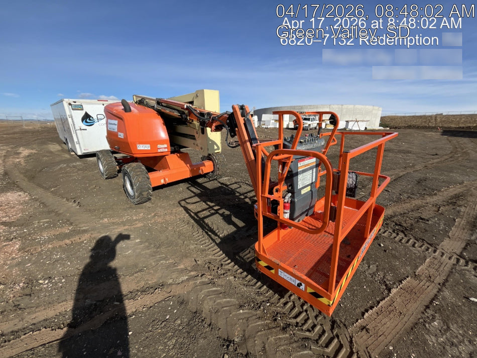 2019 JLG 450AJ