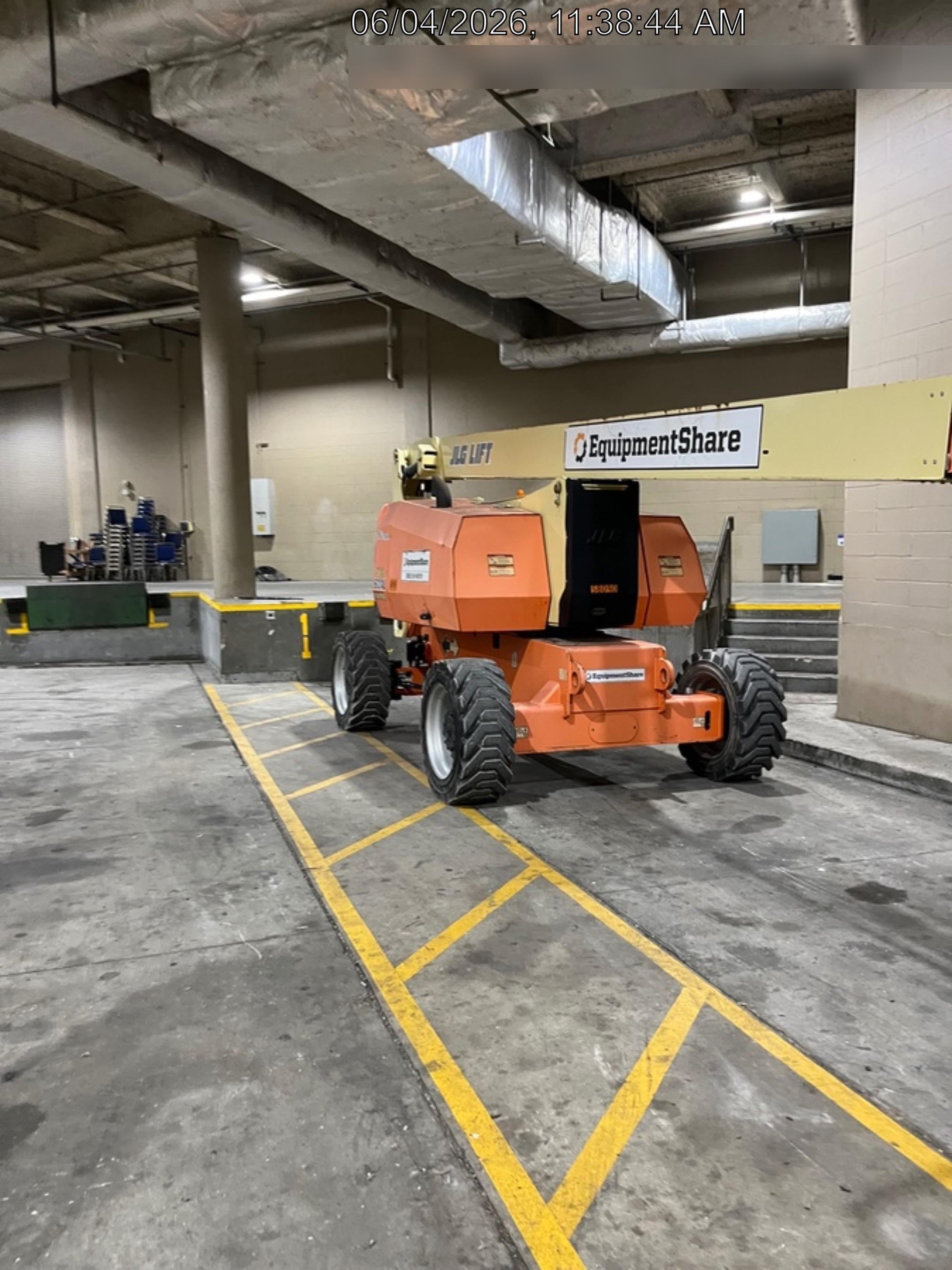 2019 JLG 800AJ