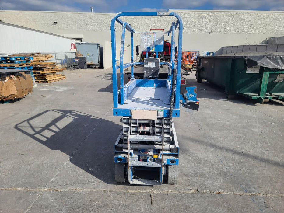 2019 Genie GS-1930 Fixed Rails with Chain Entry