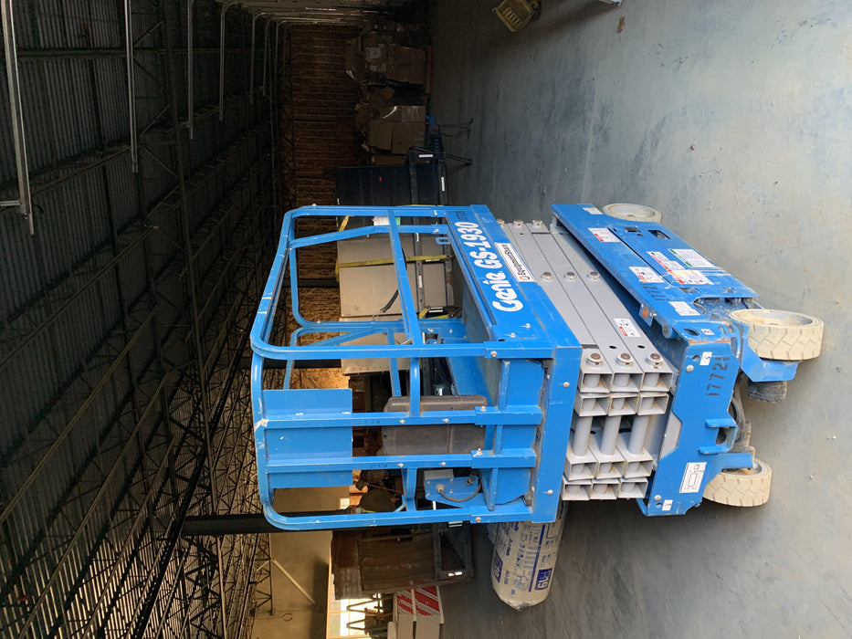 2018 Genie GS-1930 Genie GS-1930 w/Fixed Rail, Chain Entry