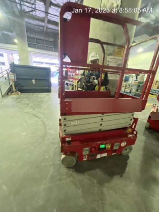 2017 MEC 1330SE 13' Scissor Lift w/2 Year Extended Full Warranty