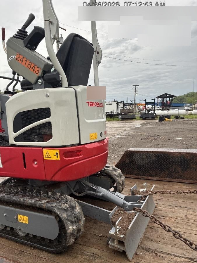 2022 TAKEUCHI TB210R