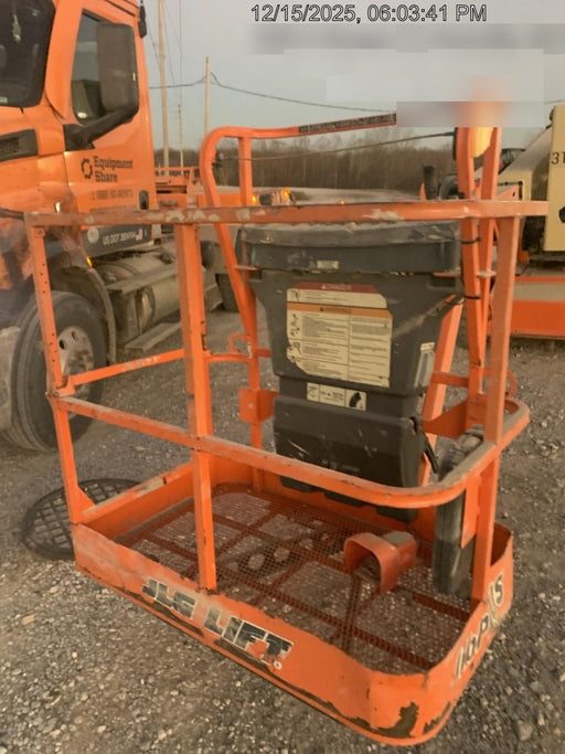 2019 JLG E400AJPN